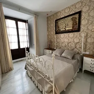 Apartamento Palacio De Vibora Parking Gratis, Lucena